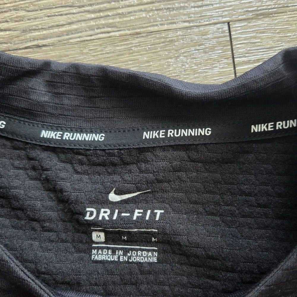 New Nike Running Top Womens Medium Black Therma Dri-FIT Long Sleeve BV2977-010